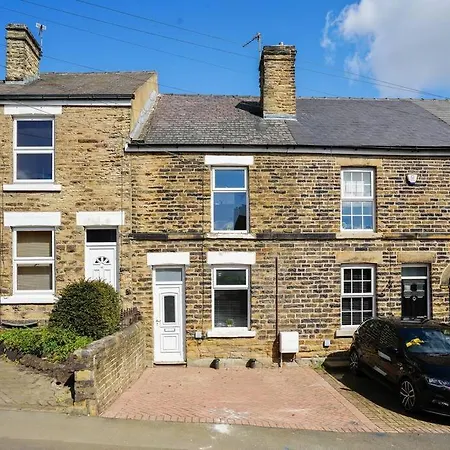 Casa de Férias Beighton - 3 Bed Spacious With Free Parking, Great For Groups & Families - Hosted By Host Save *