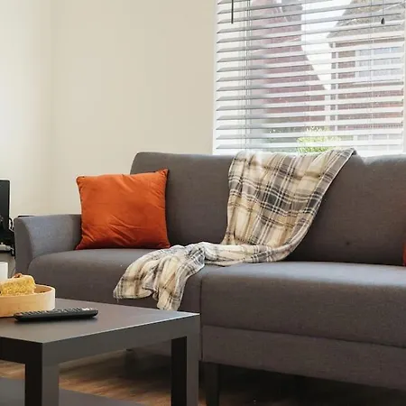Beighton - 3 Bed Spacious With Free Parking, Great For Groups & Families - Hosted By Host Save * Sheffield